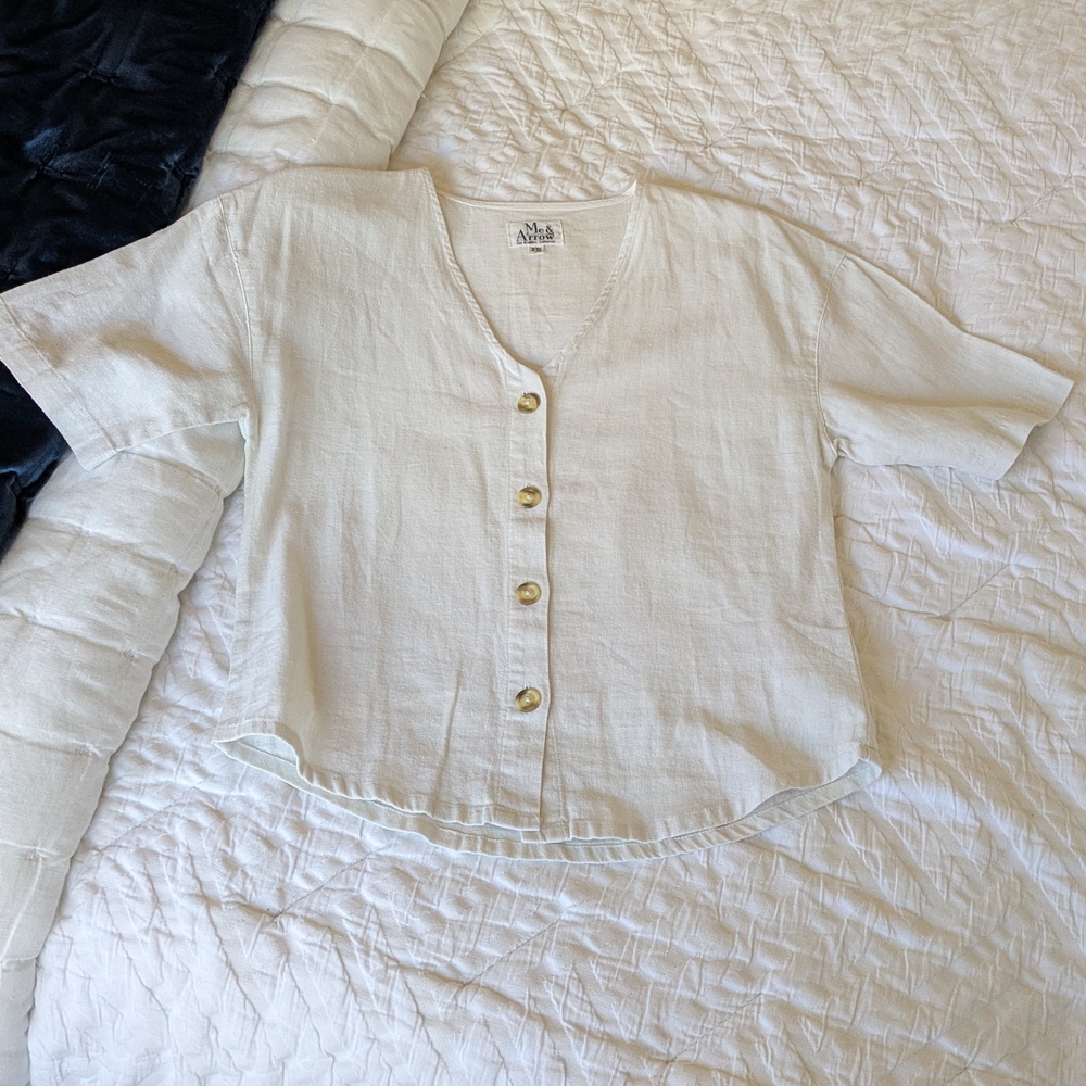 EUC Me & Arrow Button Down Top, XS